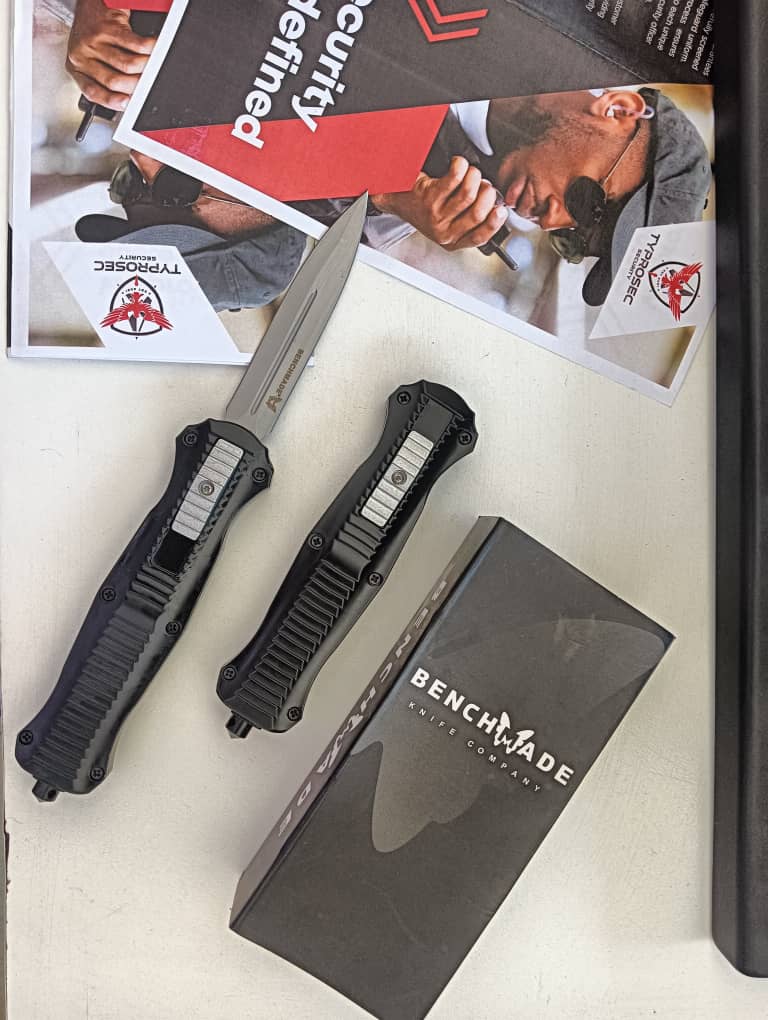 Pop Out Knife